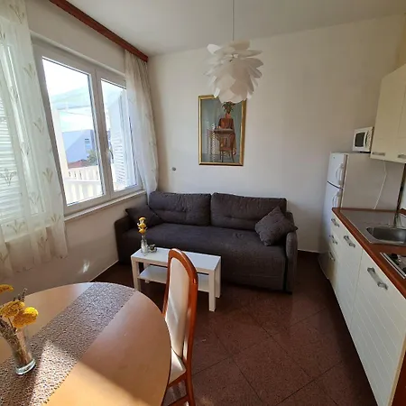 Apartments Dami - 100M From The Sea Orebic Exterior photo